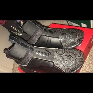 High top Kylie black pumas
